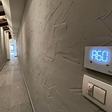 Attico Vivit 60 Apartment เมสเตร ภายนอก รูปภาพ
